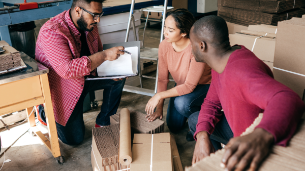 How Bulk Buying Helps Businesses Afford Packaging
