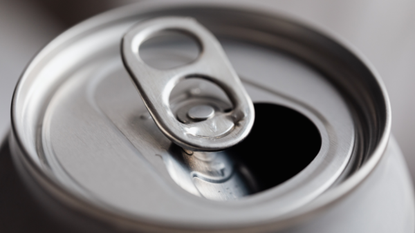 The Benefits of Aluminum Cans for Your Drinks Business