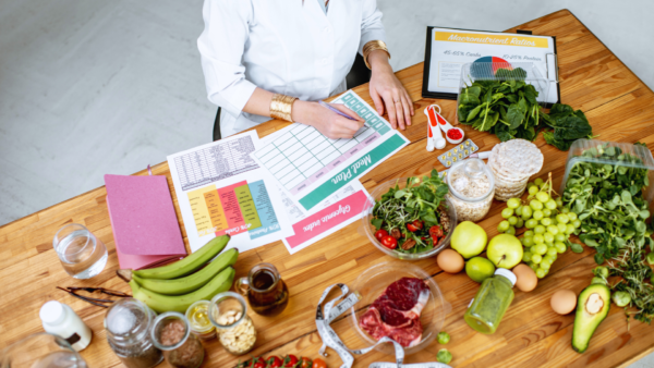 Tips for Making Family Meal Planning Easier: Streamline Your Weekly Routine